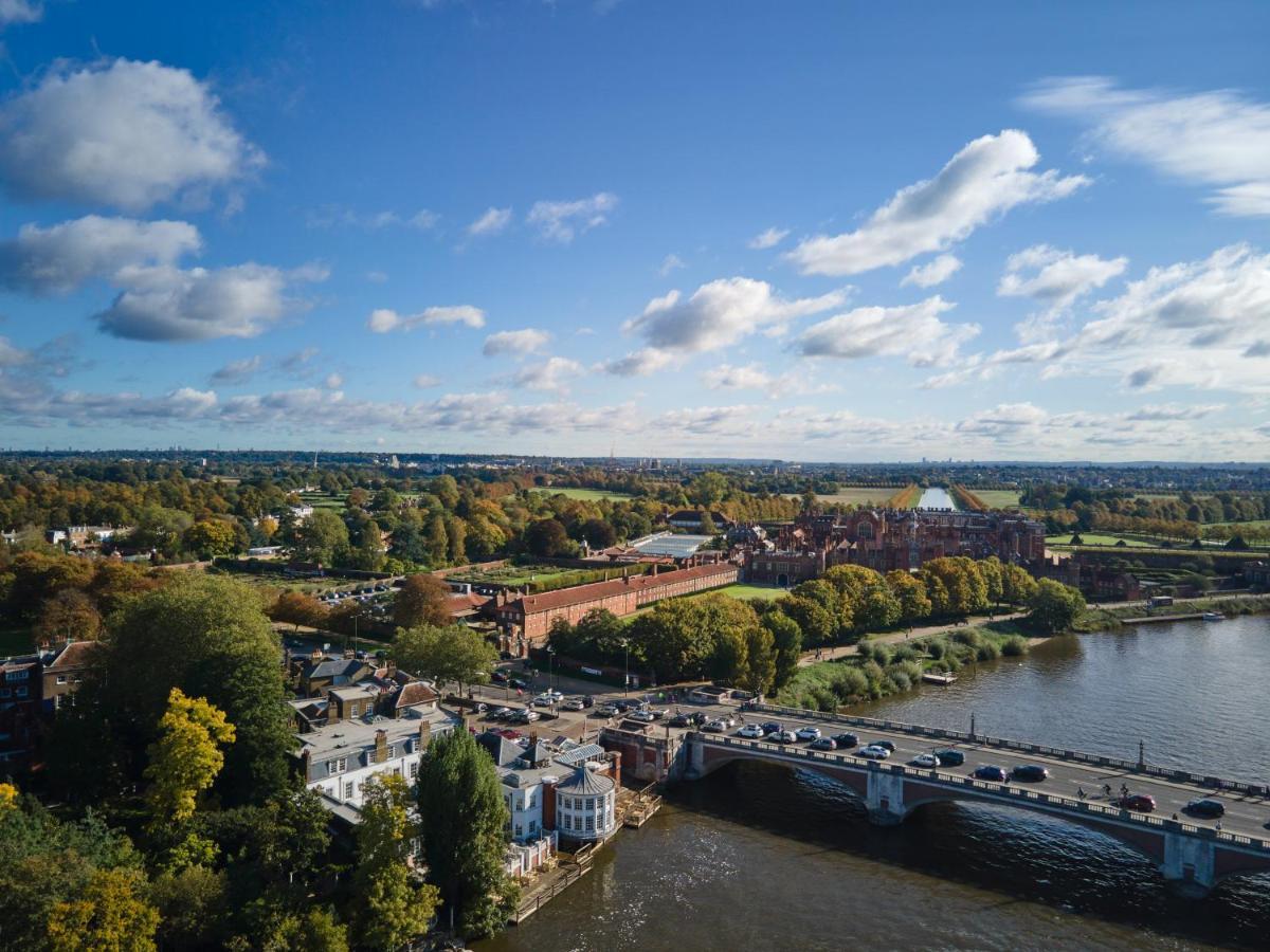 فندق ميتري كنغستون أبون تامْسْ المظهر الخارجي الصورة The River Thames at Hampton